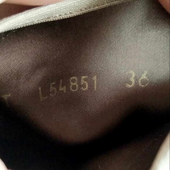 STUART WEITZMAN Peep Toe Ankle Heeled Boots - Picture 16 of 17